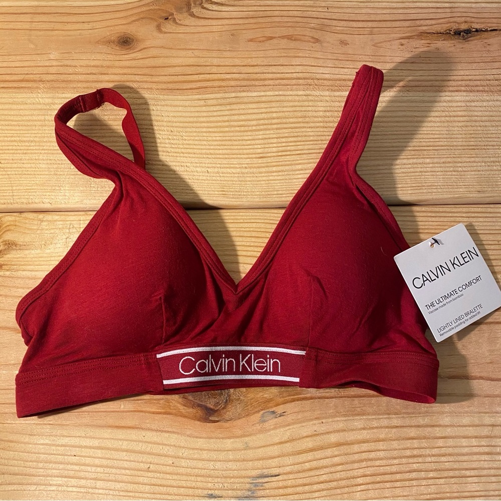 Calvin Klein red bralette size small nwt